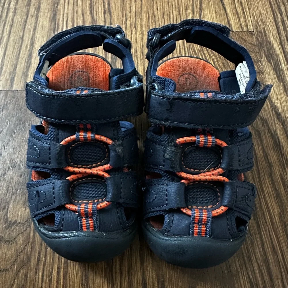 Circo navy blue sandals, toddler size 5